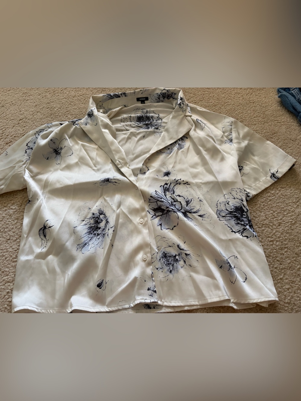 Express White Short Sleeve Button Front Floral Top